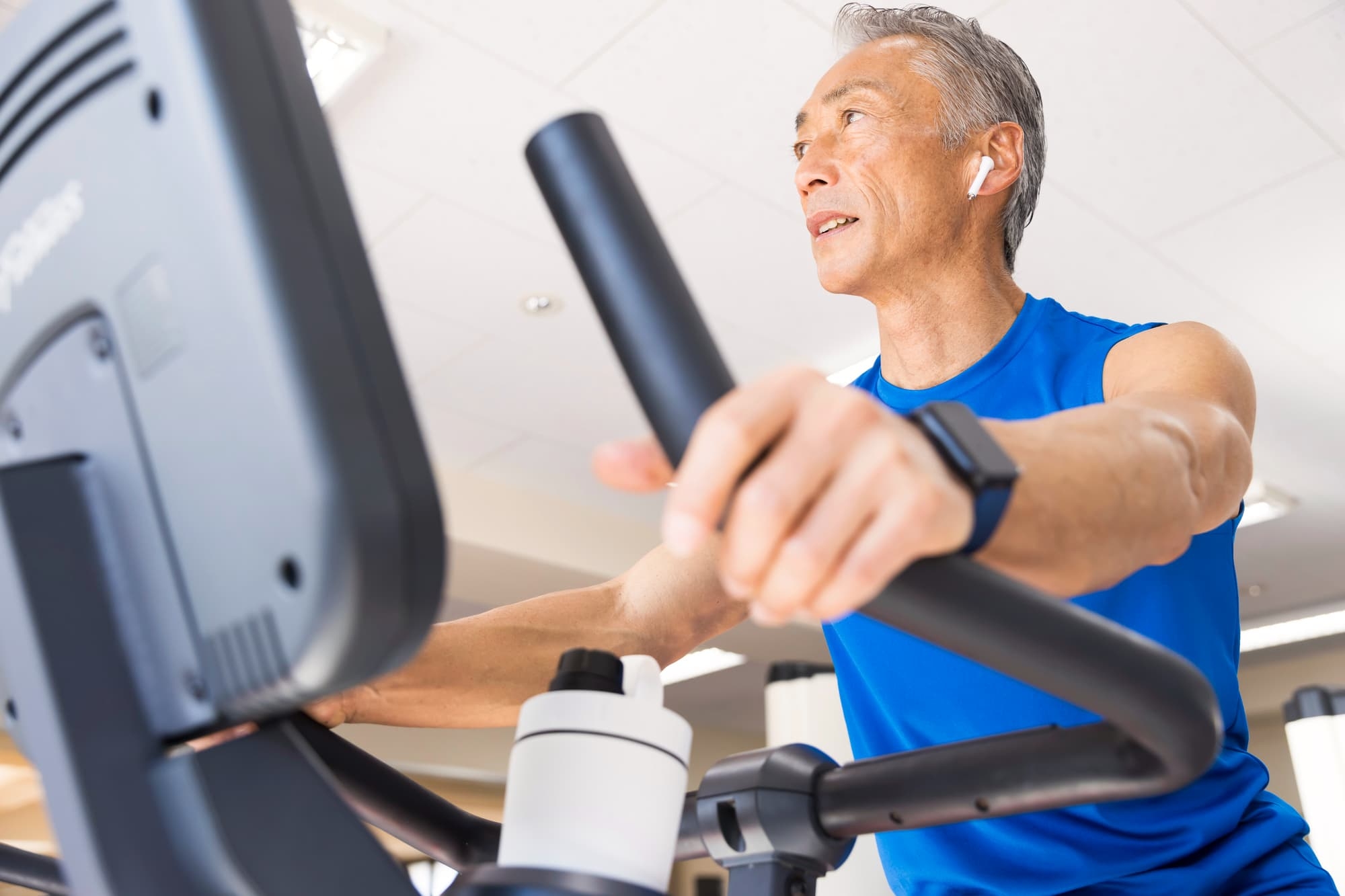 ジムでイヤホンは使用可能？！選び方や落ちないための注意点を解説